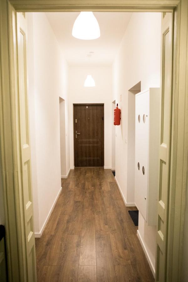 Petite Visite No 18A I 18B Apartment Torun Bagian luar foto